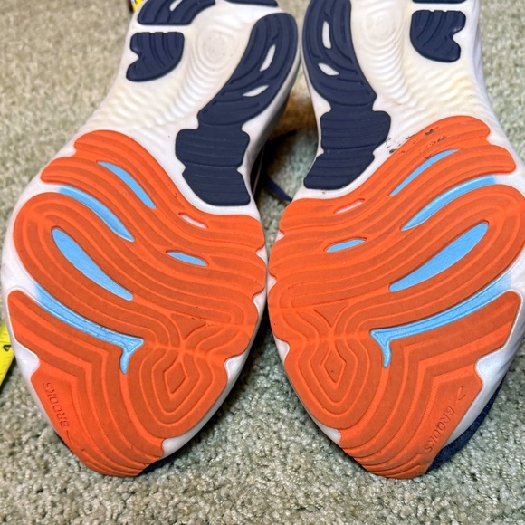 Brooks Glycerin 22 men 13 running shoes blue w/ orange trim used 10 days - Picture 4 of 8